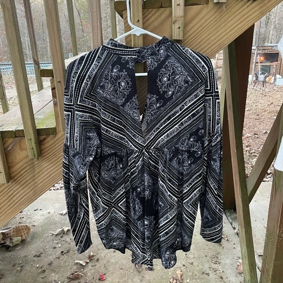 Free People Walking on a Dream Tunic Blouse - Picture 10 of 10